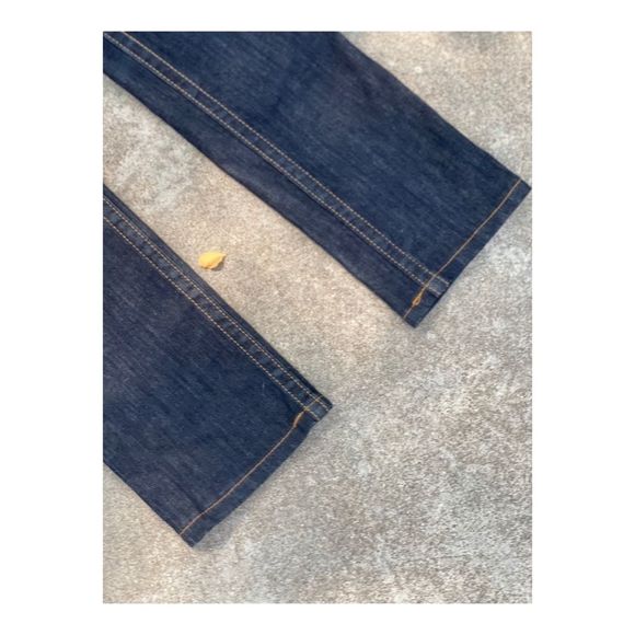 True Religion Jeans Y2K Low Rise Straight Dark Wash Boot Cut Flap Pockets Sz 26 - Picture 7 of 11